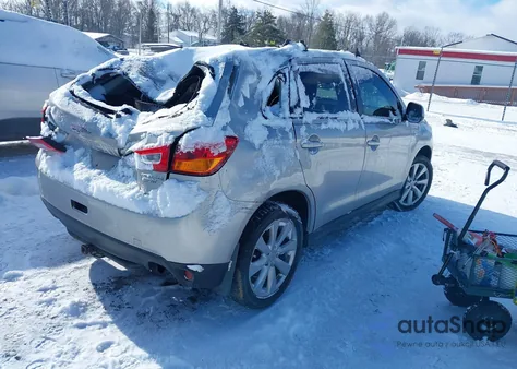 2015 Mitsubishi Outlander Sport Es из США, поврежденный, VIN 4A4AP3AU0FE040621